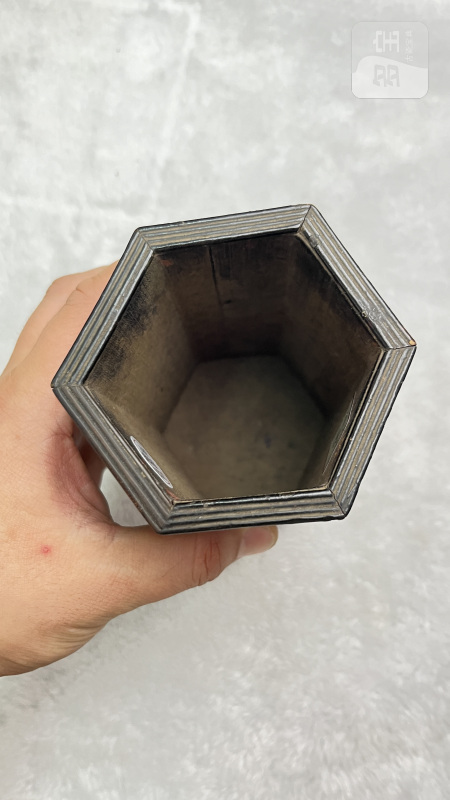 木胎玻璃画山水诗文六方笔筒 - 图7